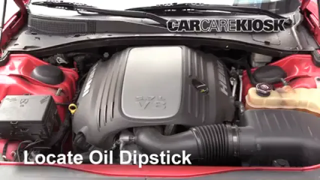 2012 Dodge Charger RT 5.7L V8 Aceite Controlar nivel de aceite